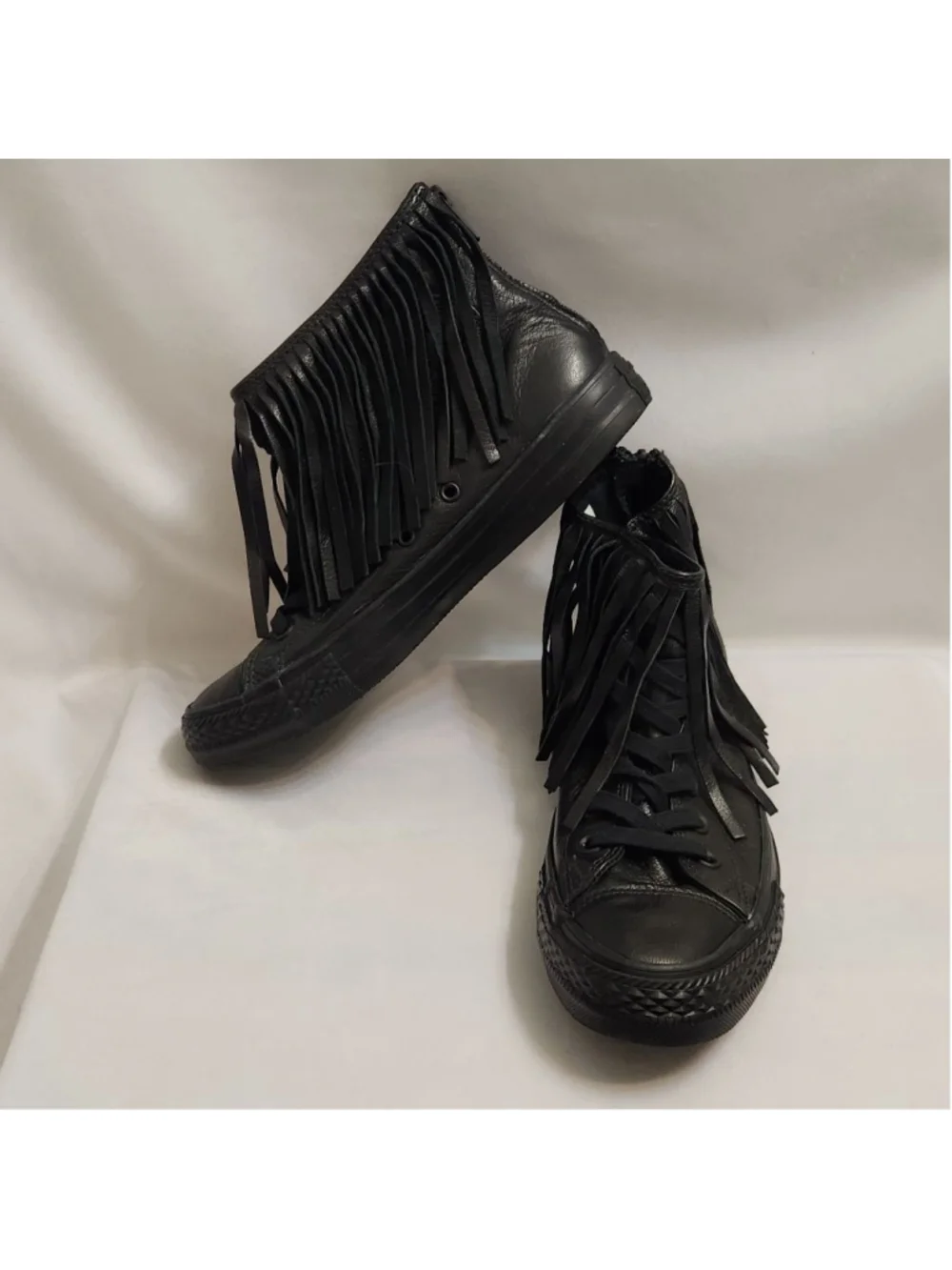 Converse CTAS Black Leather Fringe sneakers (W Size 8)